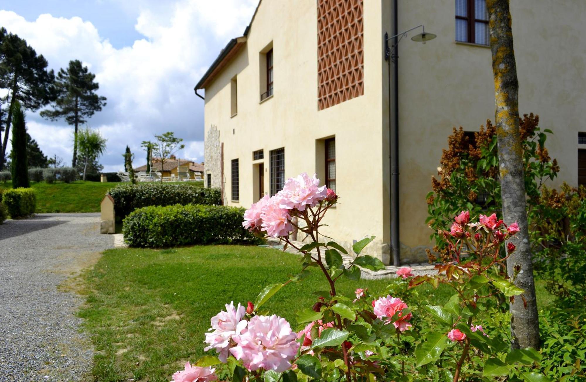 Tuscany Country Apartments Гамбасси-Терме Экстерьер фото