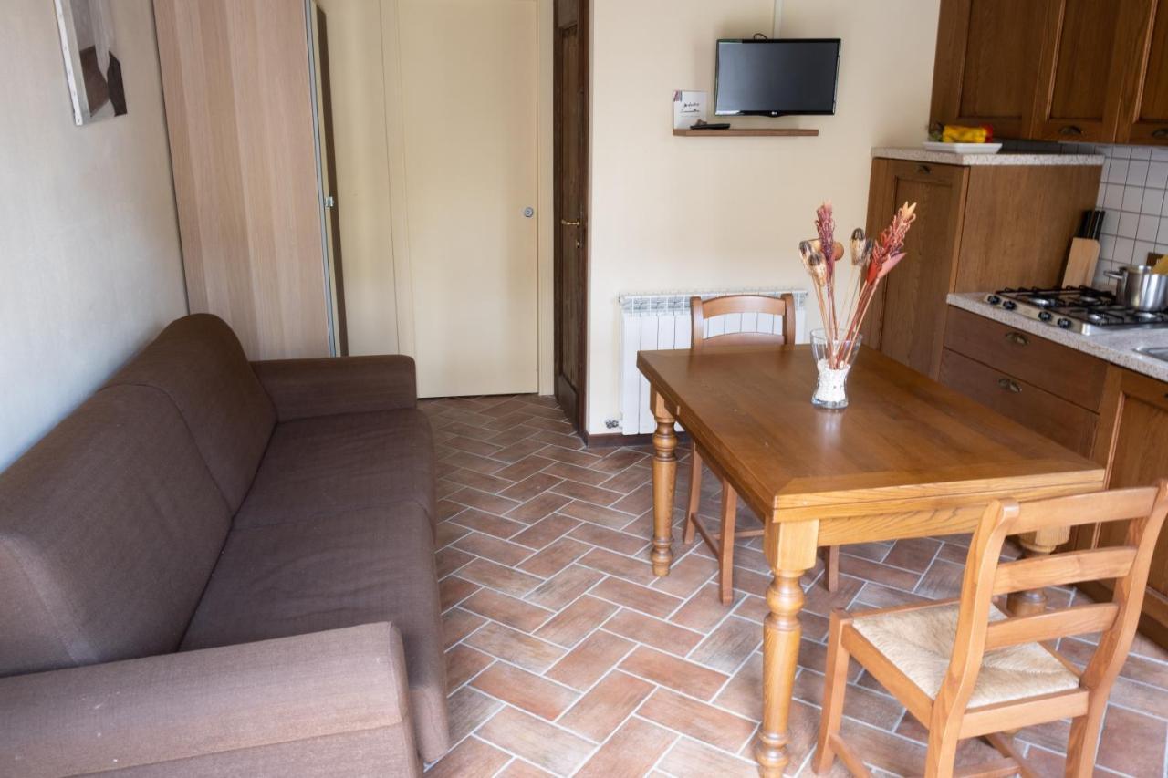 Tuscany Country Apartments Гамбасси-Терме Экстерьер фото
