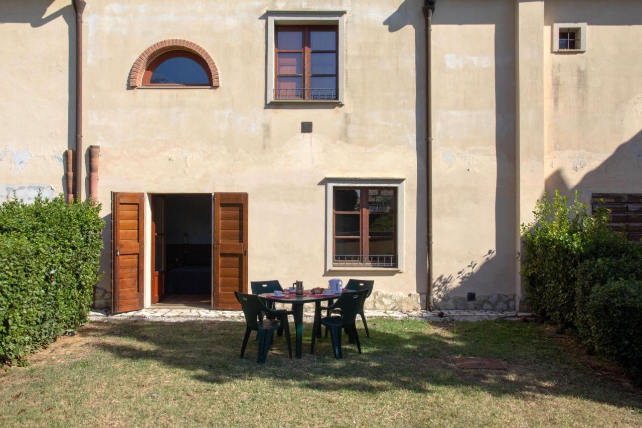Tuscany Country Apartments Гамбасси-Терме Экстерьер фото